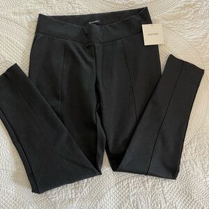 NWT Ellen Tracy stretch pants